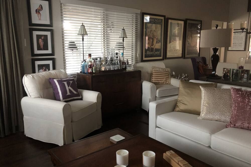 Gorgeous, Relaxing & FUN Entire House near Beach, Lake, and Kemah Waterfront - יוסטון - סלון