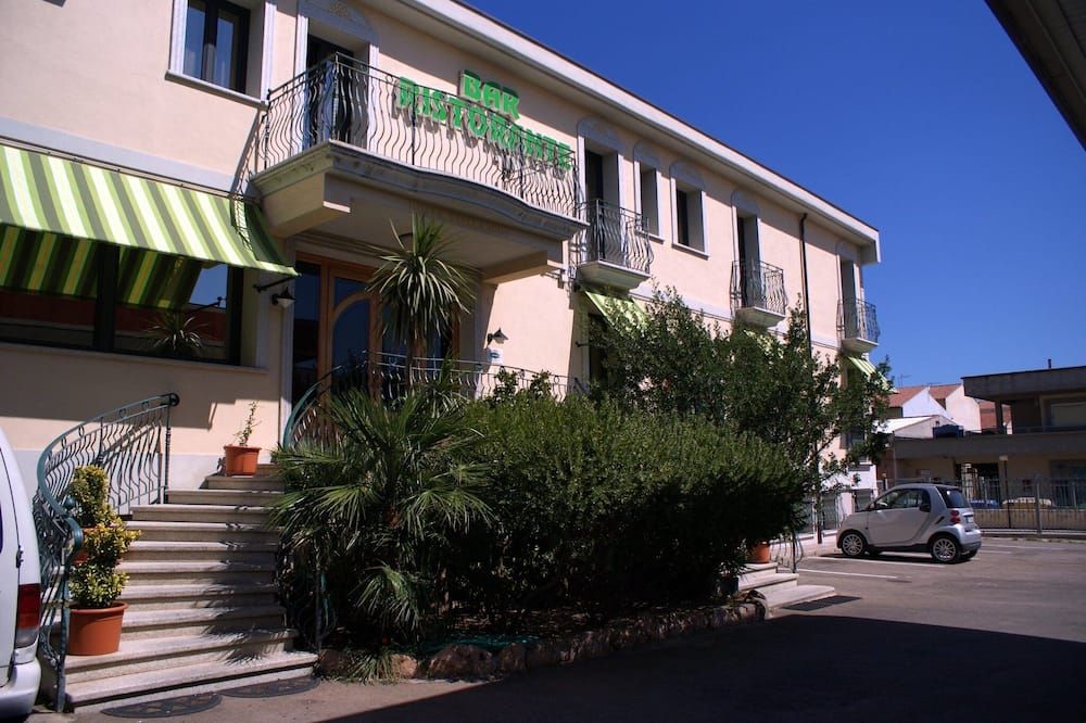 Hotel Stella 2000 - אולביה - בניין