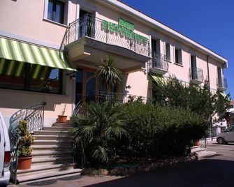 Hotel Stella 2000 - Olbia - Edificio