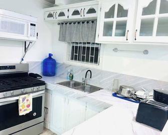 Junior Suite - Albion - Kitchen