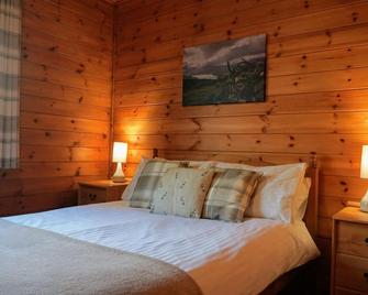 Woodland Hazel Lodge - Killin - Bedroom