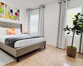 Coco Bay Vacation Condos - Fort Lauderdale - Habitación
