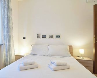 Acquamarina - Alassio - Camera da letto