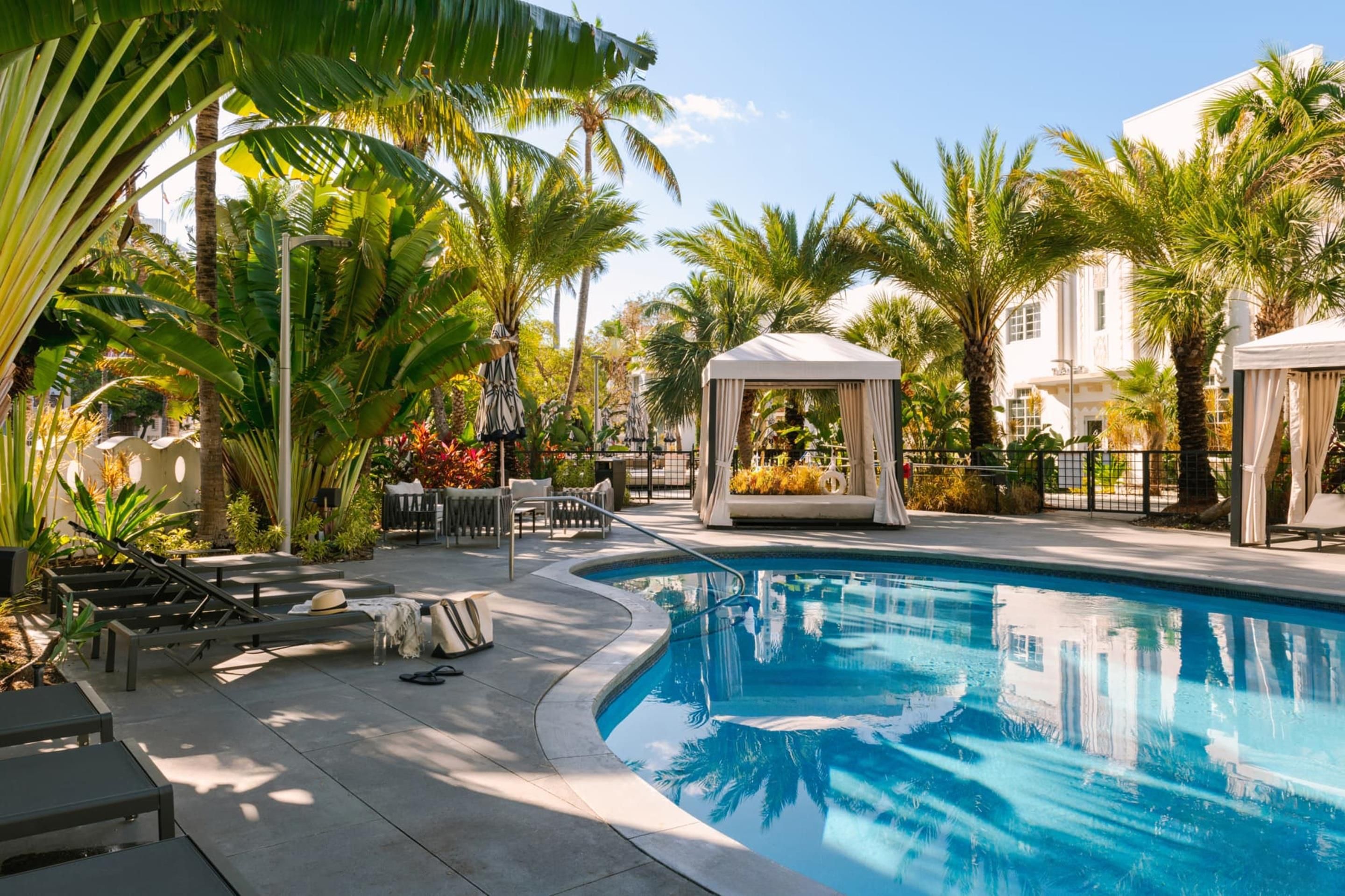 Kenmore Village Hotel, South Beach - Miami Beach - Piscine