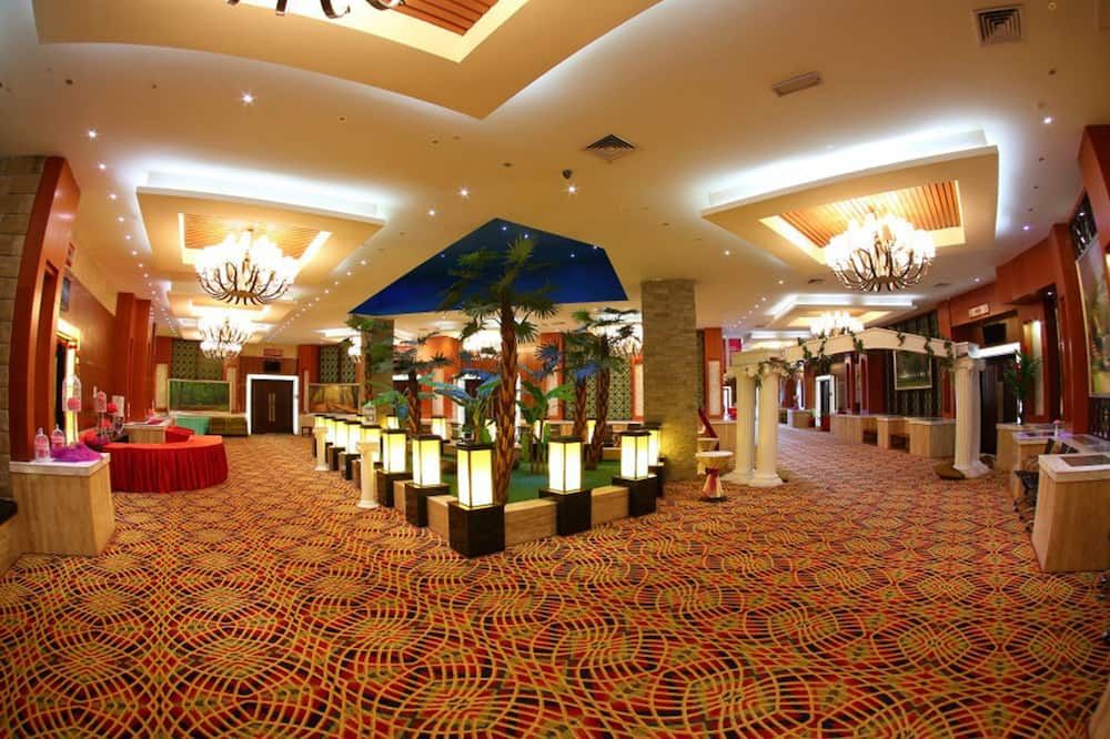 Meritz Hotel - מירי - לובי