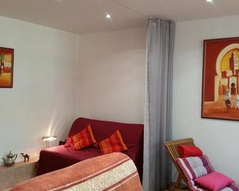 Chambre Avec Jardin Pierre Curie - Bry-sur-Marne - Sala de estar