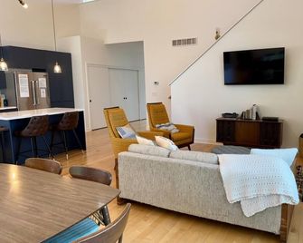 Willoughby Island on Drummond Island - Drummond - Living room