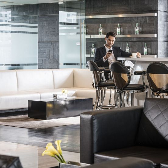 Holiday Inn Bangkok Sukhumvit By IHG image 1