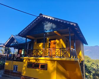 Djoomthang Homestay - Pelling - Lobby