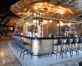 Novotel Bishkek City Center - Bishkek - Building