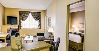 Clearwater Suite Hotel - Fort McMurray