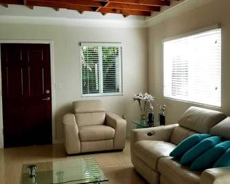 Luxury Guayabita's House - 邁阿密 - 客廳