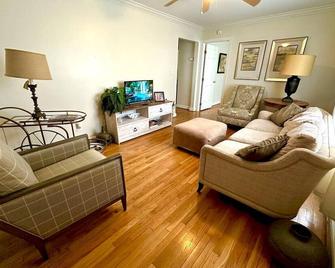 Chic Condo in Downtown Raleigh - Raleigh - Wohnzimmer