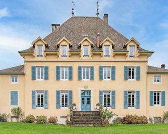 Relais Du Destin - Lagnieu - Building