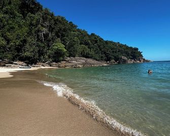 Pouso Trindade - Paraty - Playa