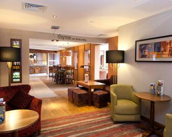 Premier Inn Stratford-Upon-Avon Waterways - Stratford-upon-Avon - Lounge