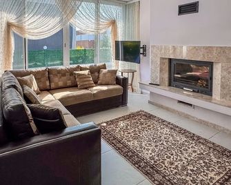 Villa Zeytin - Kusadasi - Wohnzimmer