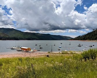 Nellie May Cabin on Vallecito Lake - Durango - Beach