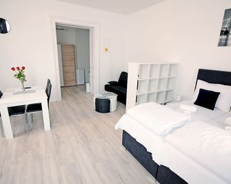 Virtus Apartments and Rooms with Free Private Parking - Zagrzeb - Sypialnia