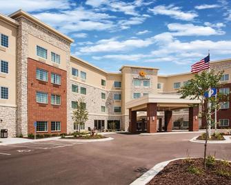 La Quinta Inn & Suites by Wyndham St. Paul-Woodbury - Woodbury - Building