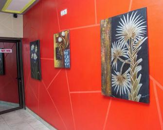 Homerez - Spacious Kinshasa Apartment with Balcony - Kinshasa - Gang