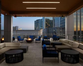 AC Hotel by Marriott Raleigh North Hills - Raleigh - Bâtiment
