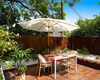 Charming Retreat in Exclusive Glebe Estate - Sydney - Patio