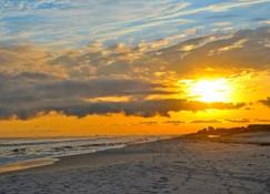 Beautiful Beachfront View - Gulf Shores - Beach