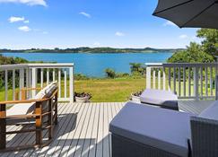 The Palm House - Kerikeri Holiday Home - Kerikeri - Patio