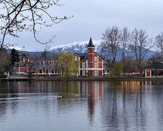 Hotel Villa Paulita - Puigcerdà