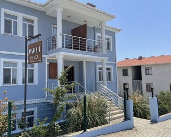 Parli Hotel - Gökçeada - Gebouw