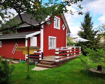 Ferienhaus Heidi - Målilla - Vista del exterior