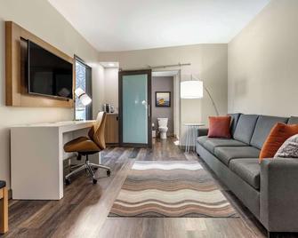 Cambria Hotel Greenville - Greenville - Stue