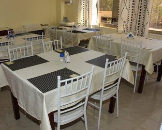 Gees Inn - Nakuru - Restaurant