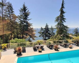 Rockwater Secret Cove Resort - Halfmoon Bay - Pool