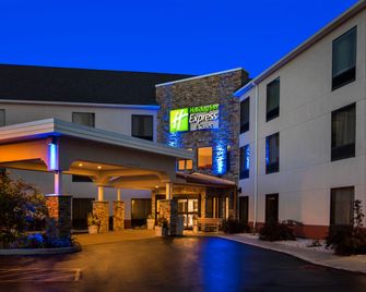 Holiday Inn Express & Suites Great Barrington - Lenox Area By IHG - Great Barrington - Edifício