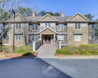 Lake Oconee Condo with Boat Ramp and Trail Access! - 格林斯伯勒 - 建築