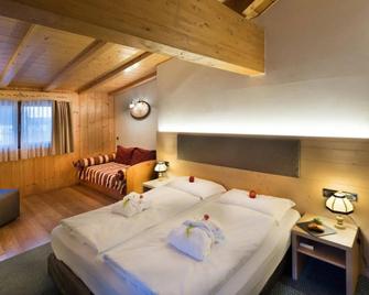 Hotel La Perla Wellness & Beauty - Canazei - Soveværelse