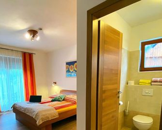 Guesthouse Mesec Zaplana - Vrhnika - Bedroom