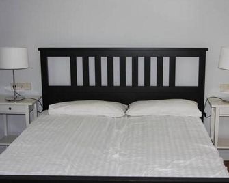 Melody Apartments - Jūrmala - Bedroom