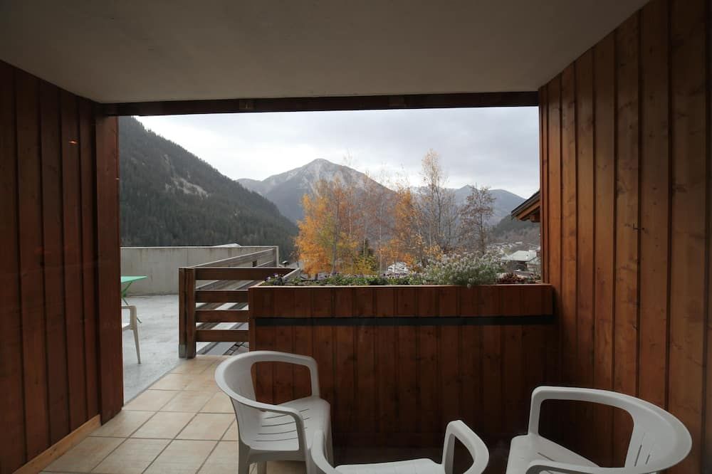 Chalet Bouquetin- Mouflon - شومباني-أون-فانواز - شرفة