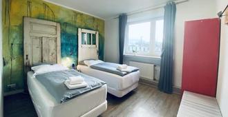 Hotel Mecklenheide - Hannover - Camera da letto