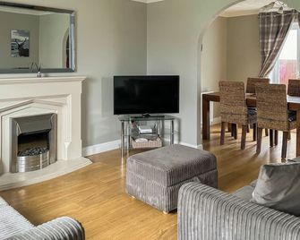 House In The Highlands - Fort William - Living room