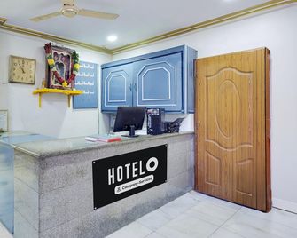 Classic Omkar Residency - Guntūr - Front desk
