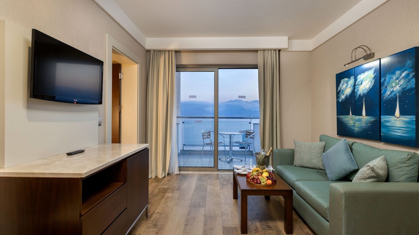 Ramada Plaza by Wyndham Antalya