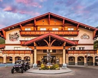 4-Star Zermatt Resort King Suite Only 15 Mins to Park City! - Midway - Building
