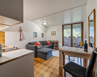 Elisabeth - Lana - Living room