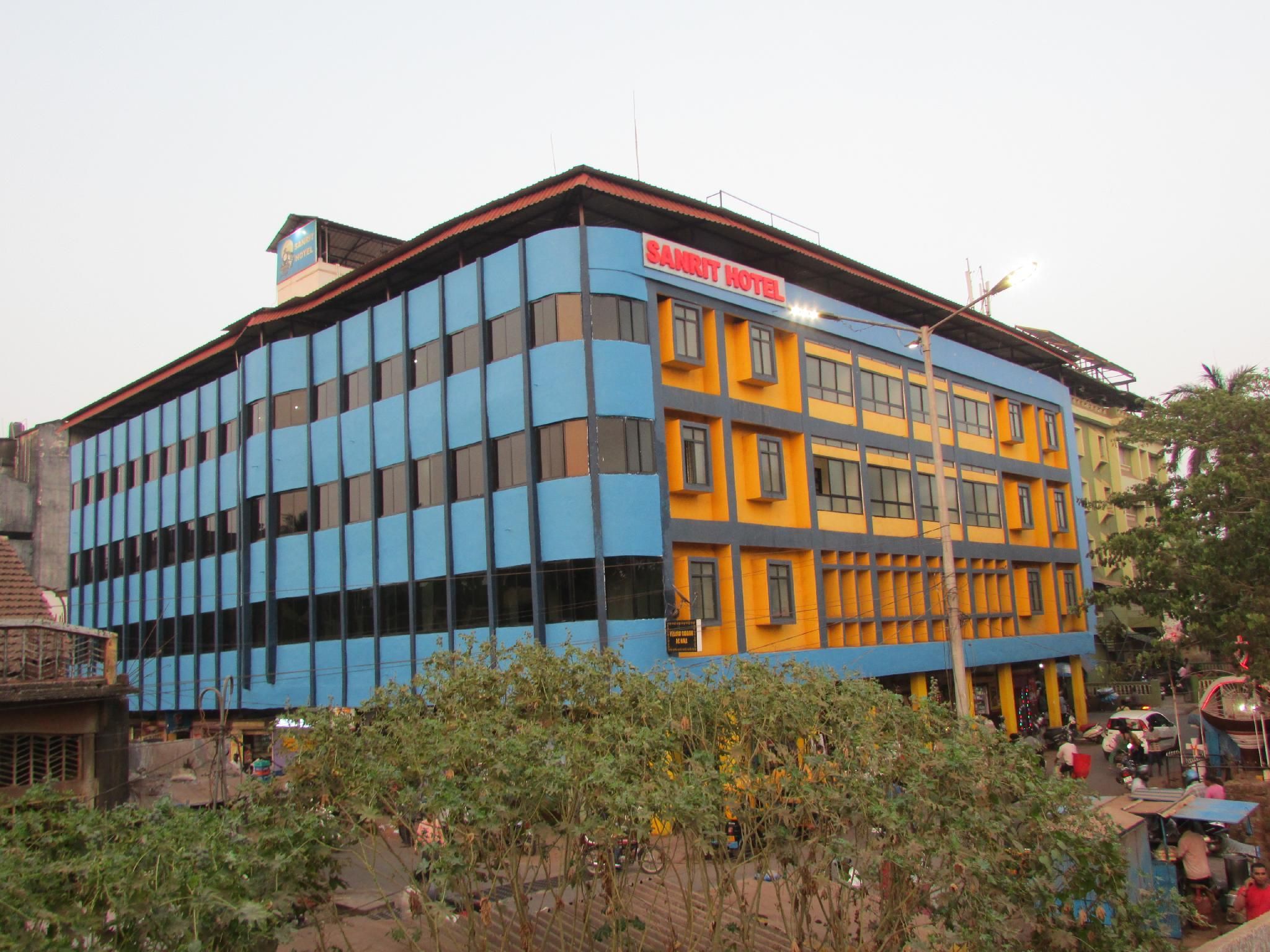 Sanrit Hotel - Margao - Building