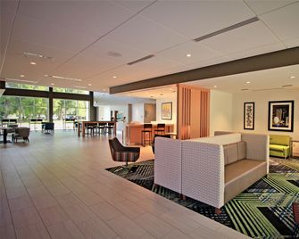 Holiday Inn Express & Suites Ocala By IHG - Ocala - Lobby