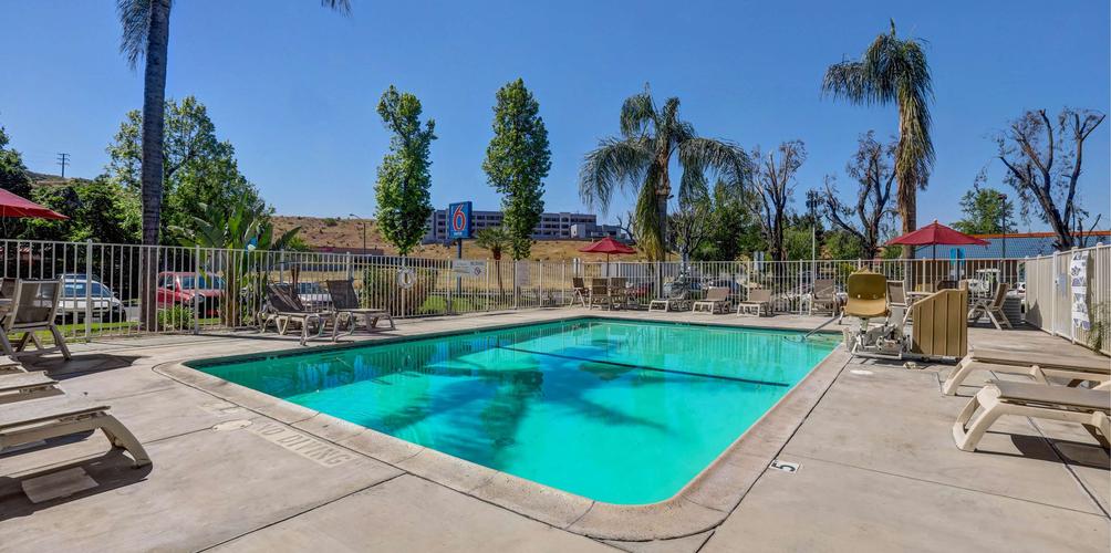 Motel 6 San Bernardino North $83 ($̶2̶7̶5̶). San Bernardino Hotel Deals